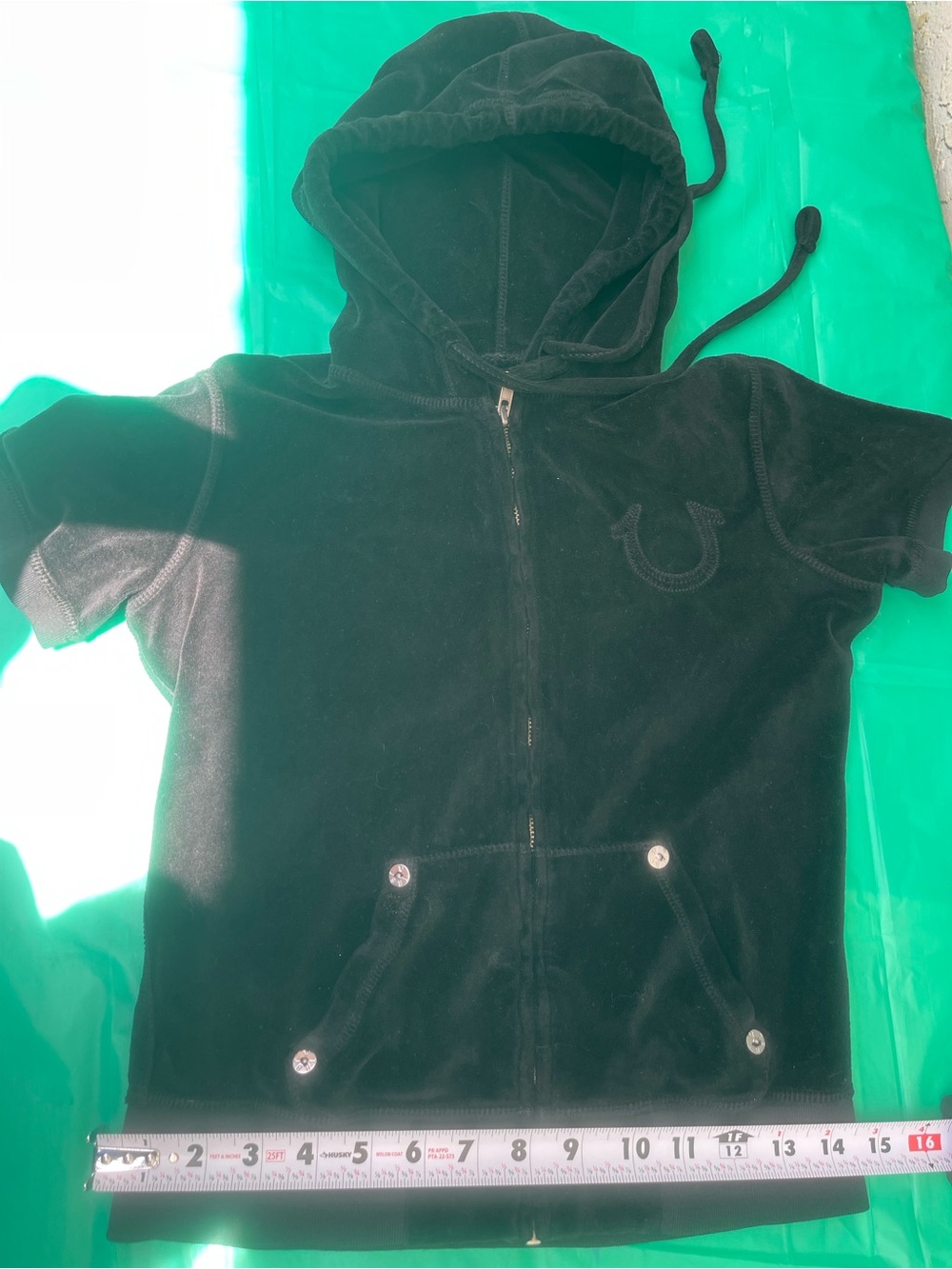 Y2K VINTAGE TRUE RELIGION SHORT SLEEVES BLACK VELVET HOODIE SIZE XS JUNIORS - Picture 12 of 14